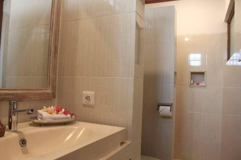 Arsa Wayan Guest House 클룽쿵 외부 사진